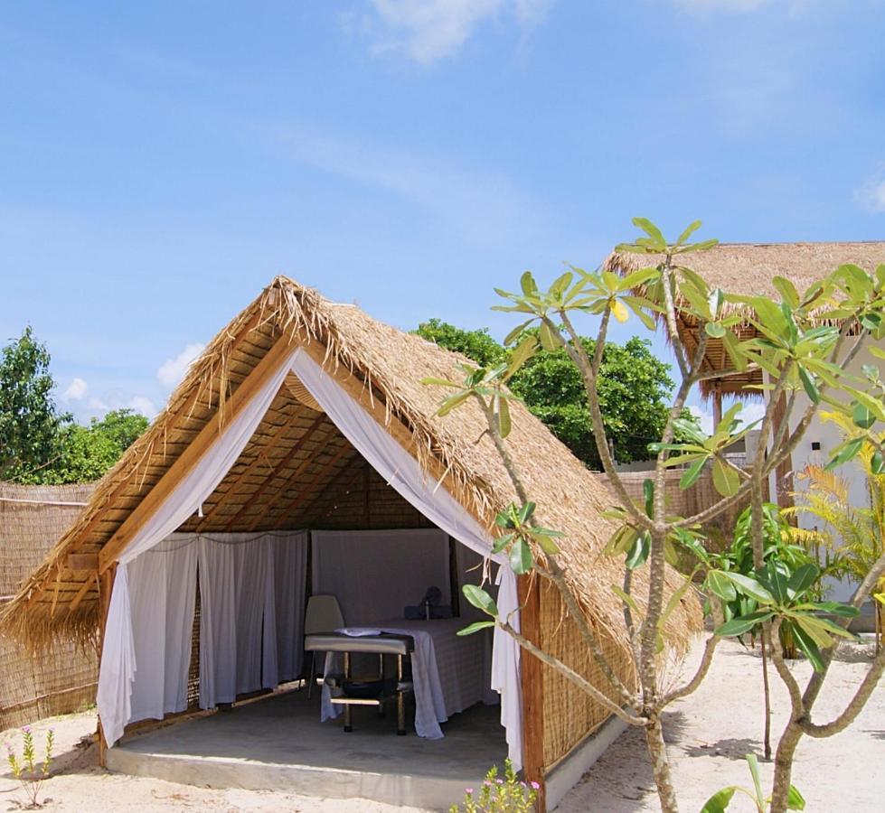 The Secret Garden Koh Rong Hotel Pagoda Beach Exterior photo