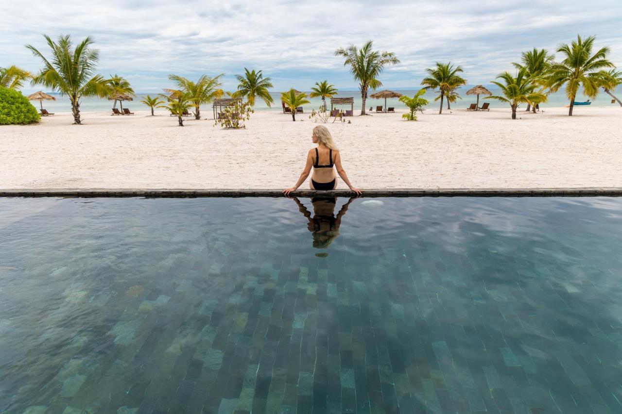 The Secret Garden Koh Rong Hotel Pagoda Beach Exterior photo